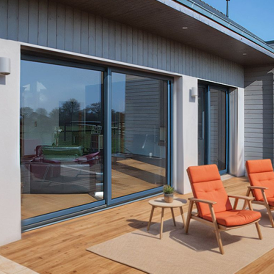 Installation de fenêtres et portes-fenêtres sur mesure au Pays Basque & Landes | Batinova Rénovation