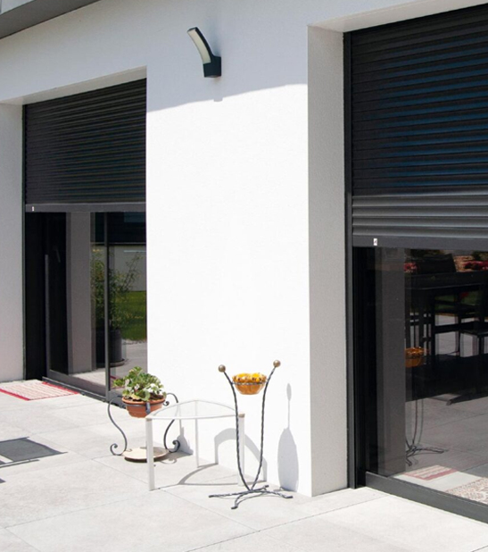 Installation de volets roulants & battants au Pays Basque | Batinova Rénovation